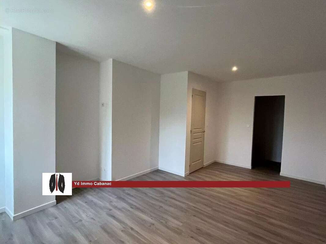 Maison à PUJOLS-SUR-CIRON