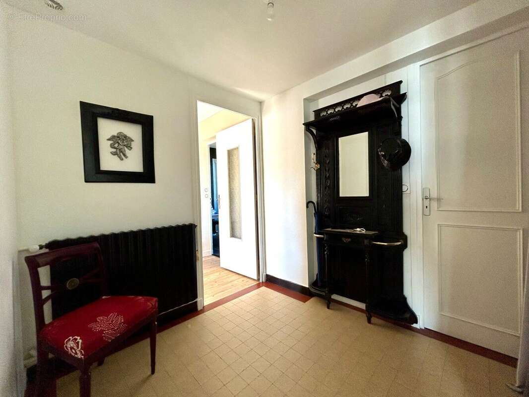 Appartement à BOURG-DE-PEAGE