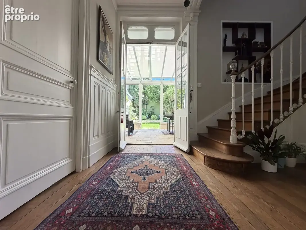 Maison 7 pièces 297 m² à vendre à La Rochelle (17000) - photo 9