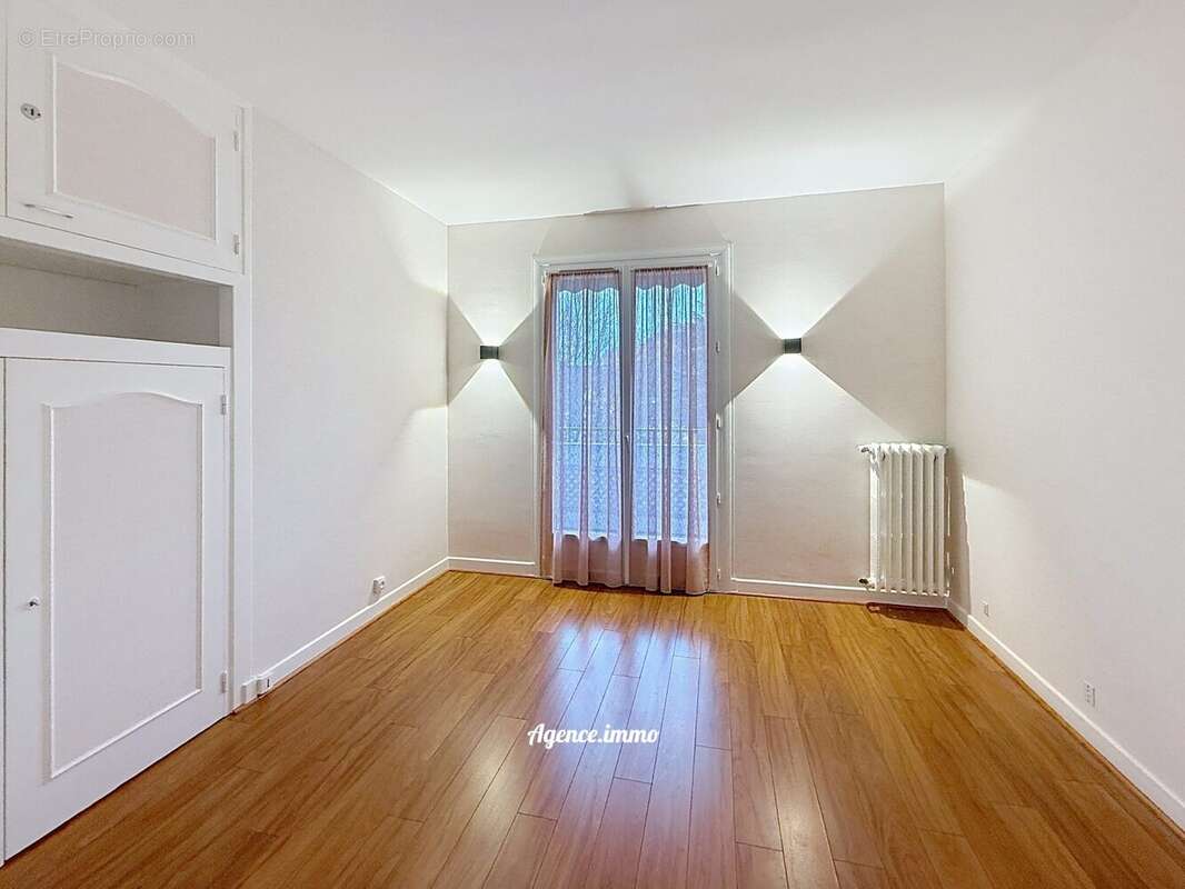 Appartement à JOUE-LES-TOURS