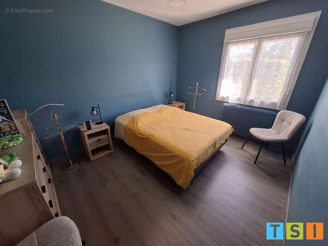 Maison à MONTREJEAU