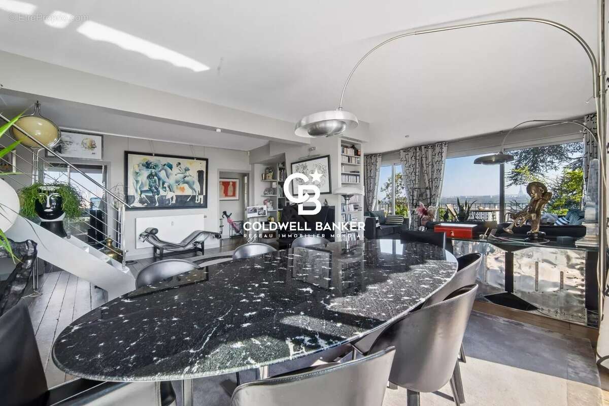 Appartement à SURESNES