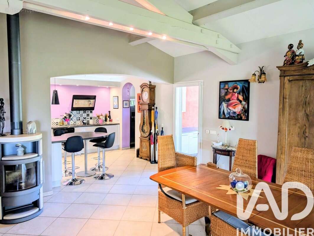 Photo 5 - Maison à CUERS