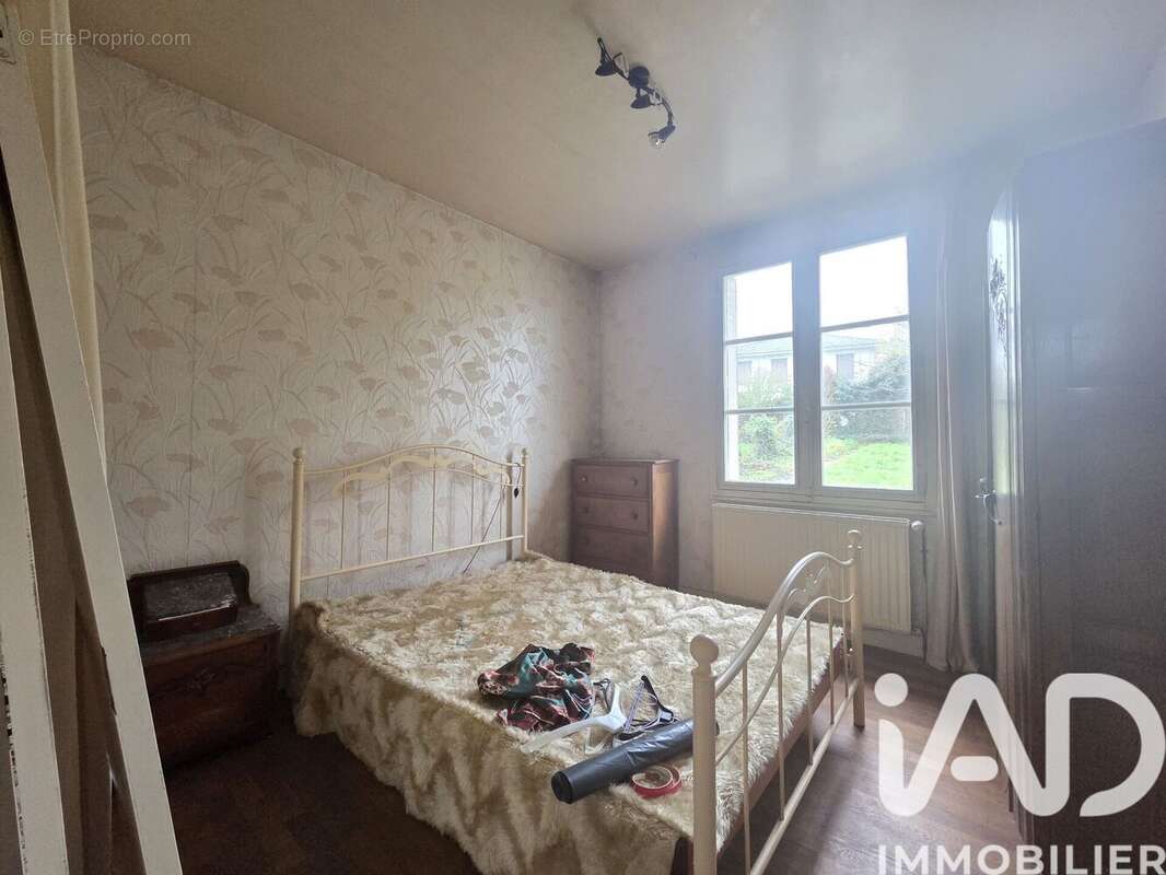 Photo 8 - Maison à PIERRE-BUFFIERE