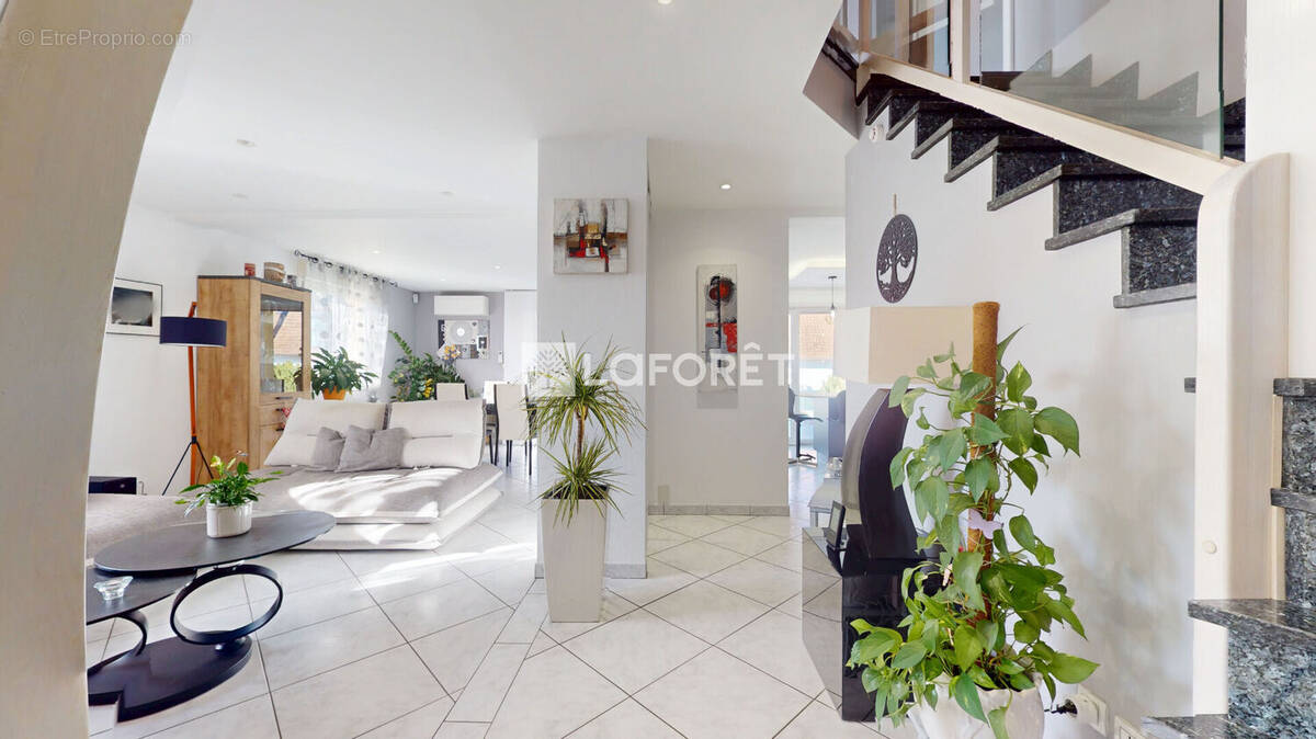 Maison à SERMERSHEIM