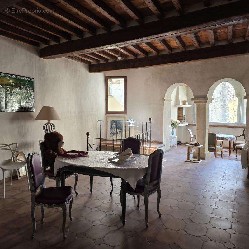 Maison à BUIS-LES-BARONNIES