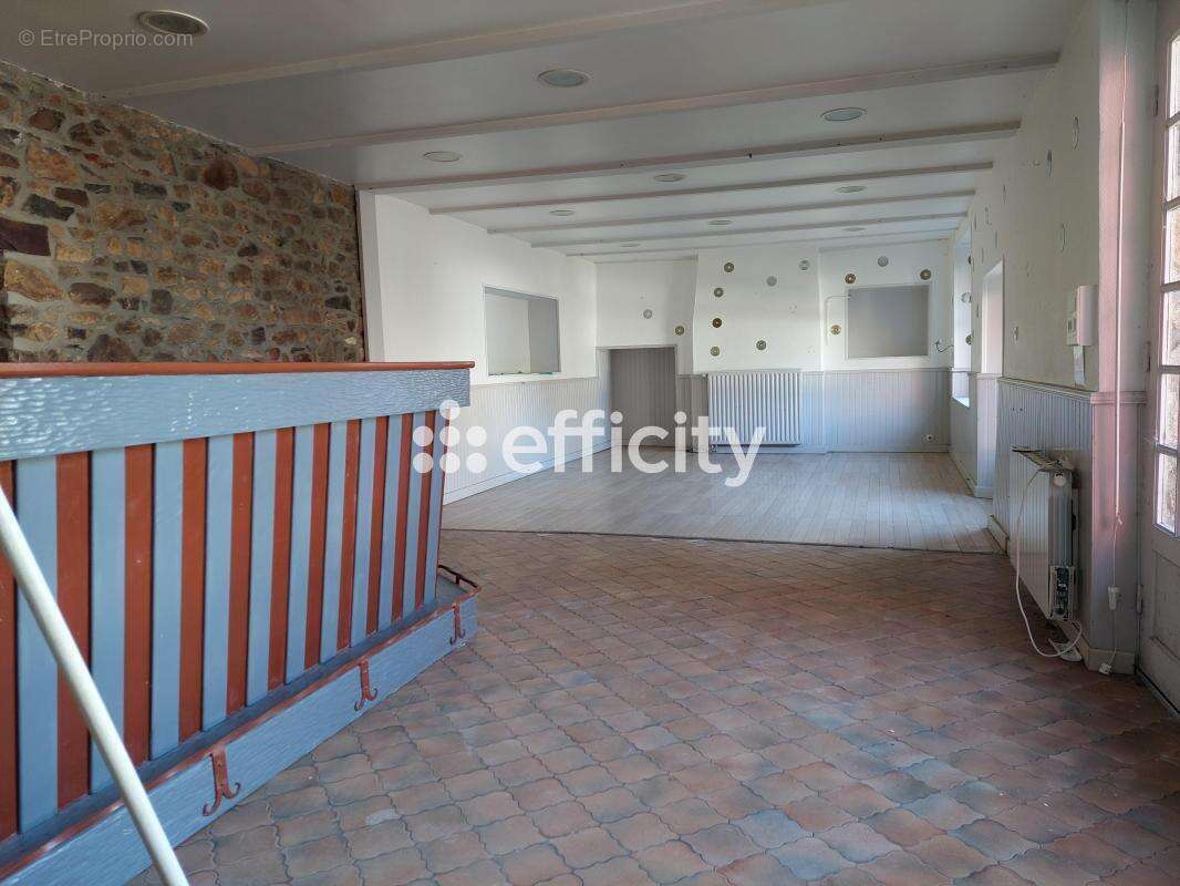 Appartement à SAINT-CLET