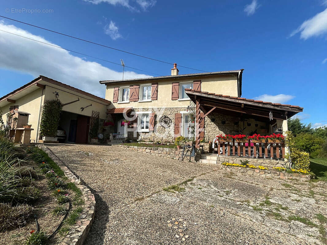 Maison à JAS