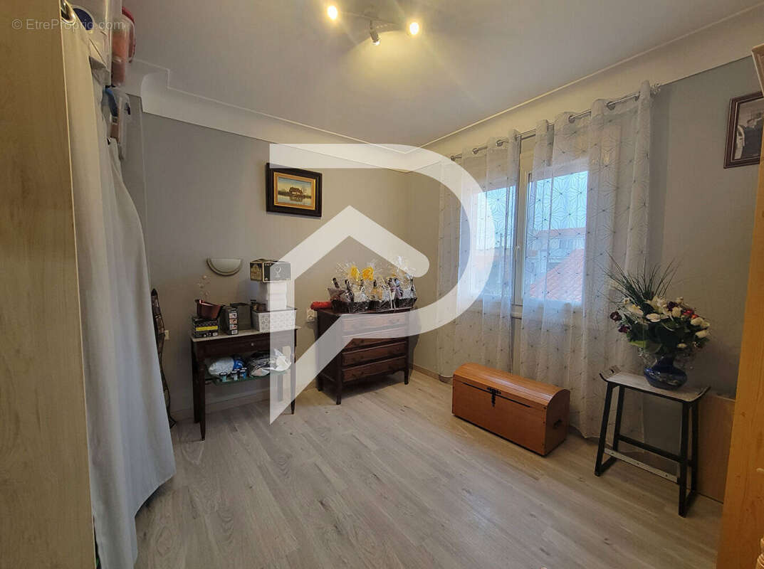 Maison à LATOUR-BAS-ELNE