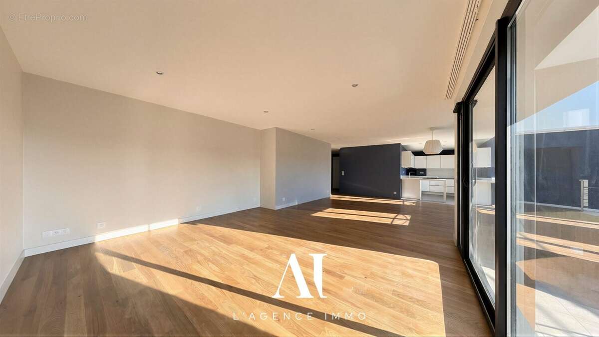 Appartement à SAINT-GENIS-POUILLY