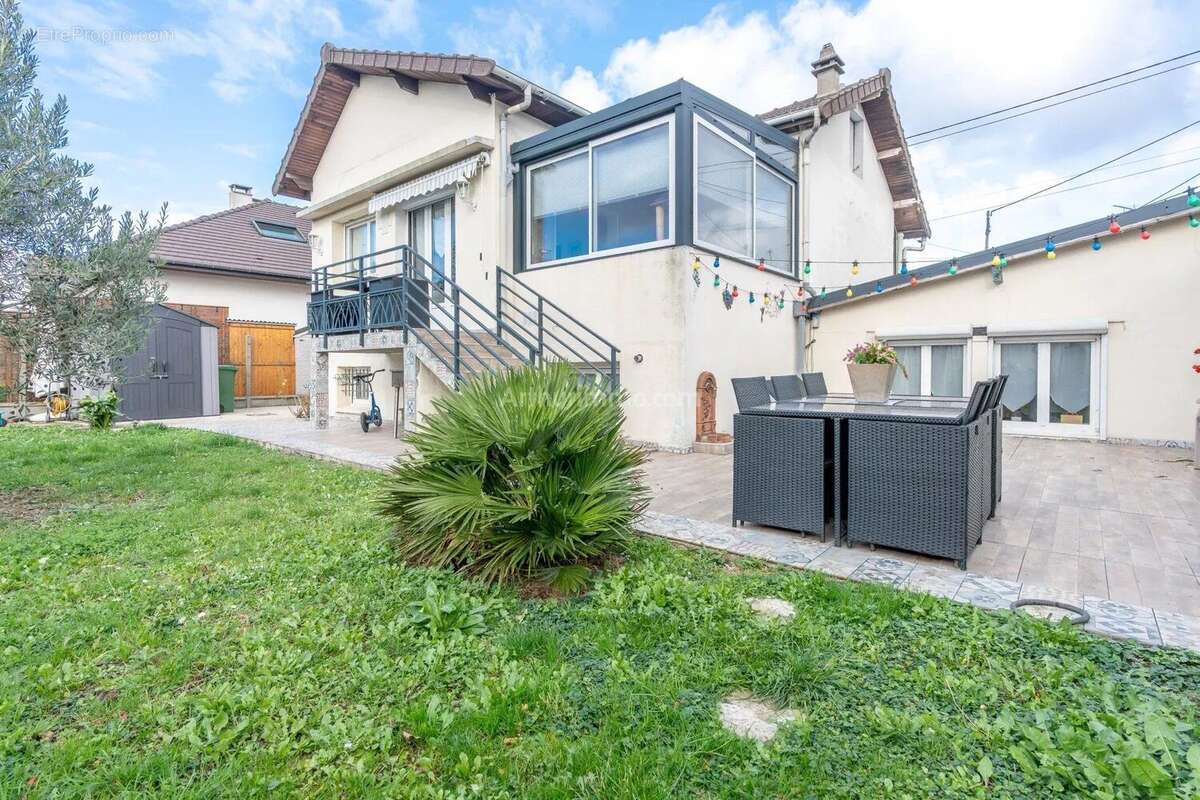 Maison à MITRY-MORY