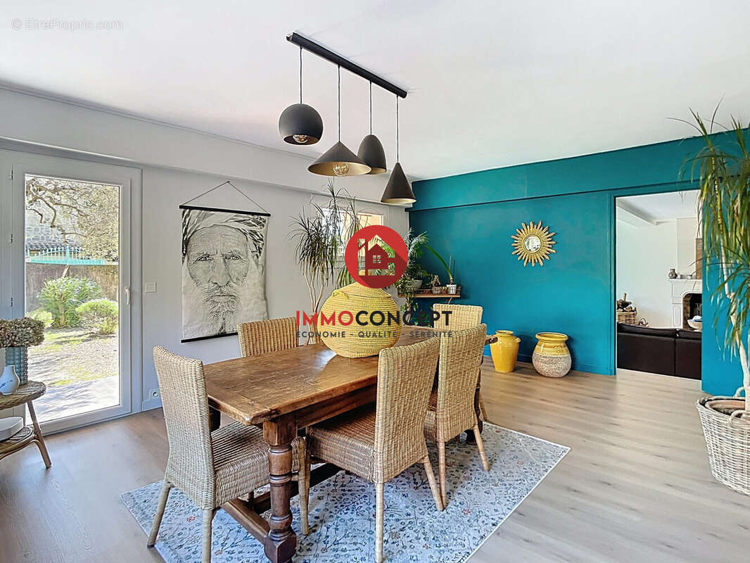 Maison à LES ANGLES