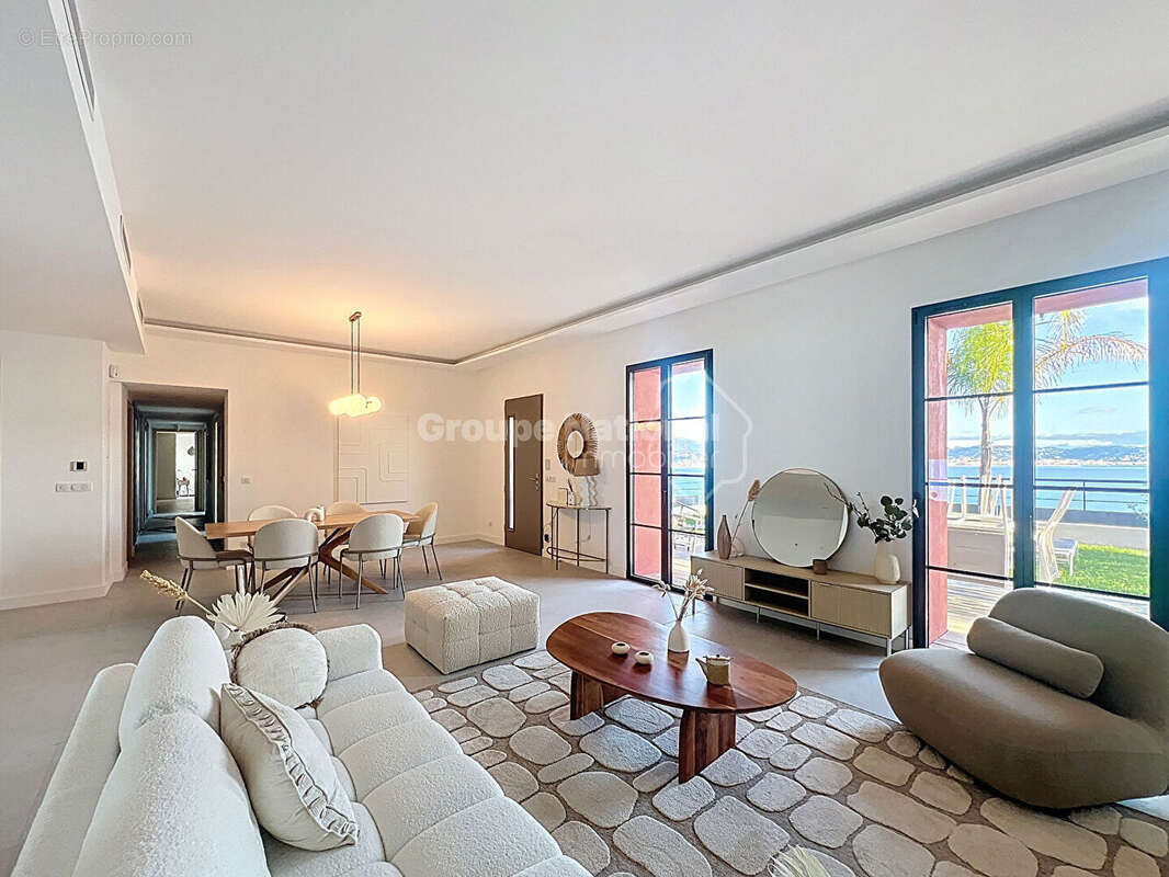 Appartement à THEOULE-SUR-MER