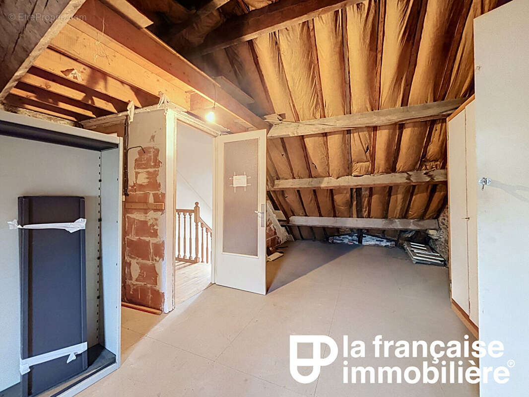 Maison de caractère de 139 m², volumes généreux et modulables, fort potentiel - photo 16