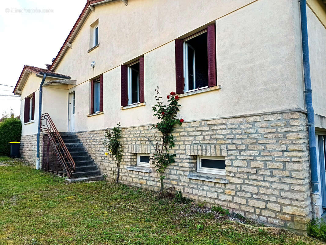 Maison à CHATILLON-SUR-SEINE