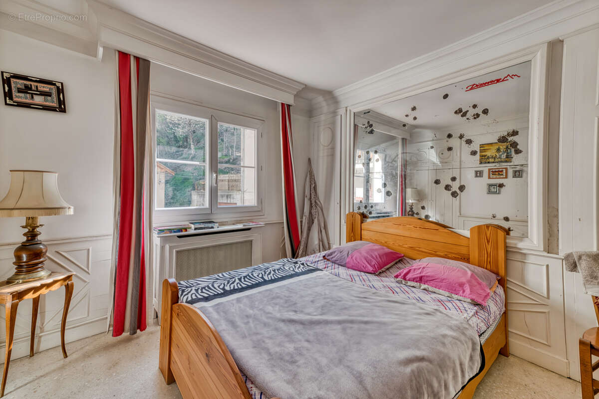 Appartement à SAINT-SAUVEUR-SUR-TINEE