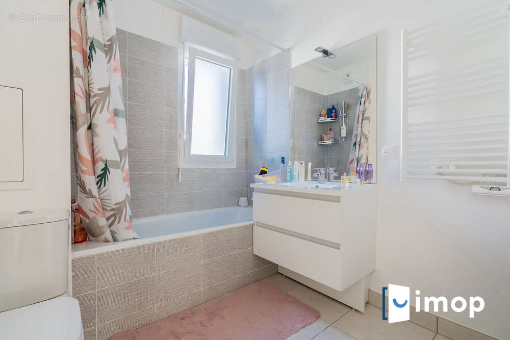 Appartement à ROMAINVILLE