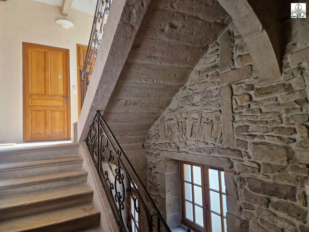 Appartement 753100 m² à Beaune  - photo 9