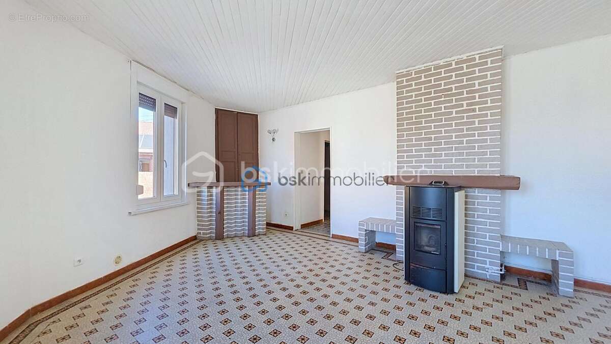 Maison semi individuelle semi plain pied 4 chambres jardin double garage - photo 2