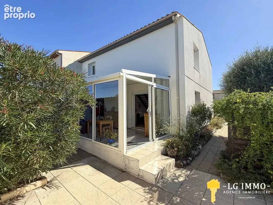 Maison Royan 3 chambres, avec véranda, jardin et garage. - photo 4
