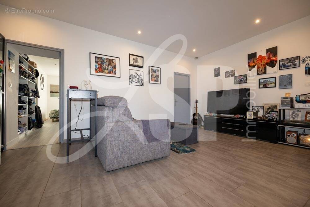 Appartement T2 - Terrasse centre ville - Appartement à RIVES