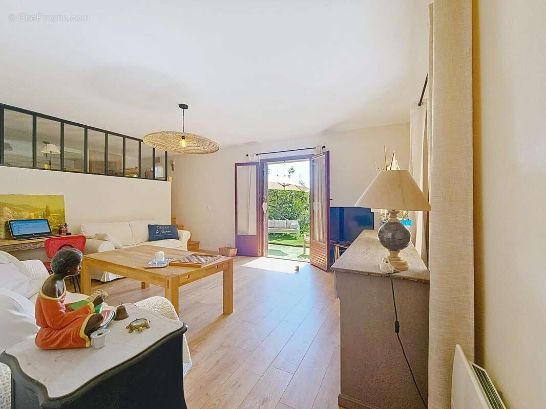 Appartement à VILLEFRANCHE-SUR-MER