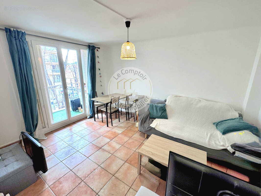 Appartement à MARSEILLE-9E