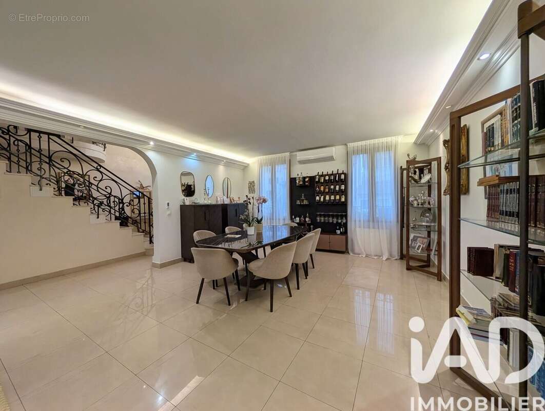 Photo 2 - Maison à FONTENAY-SOUS-BOIS