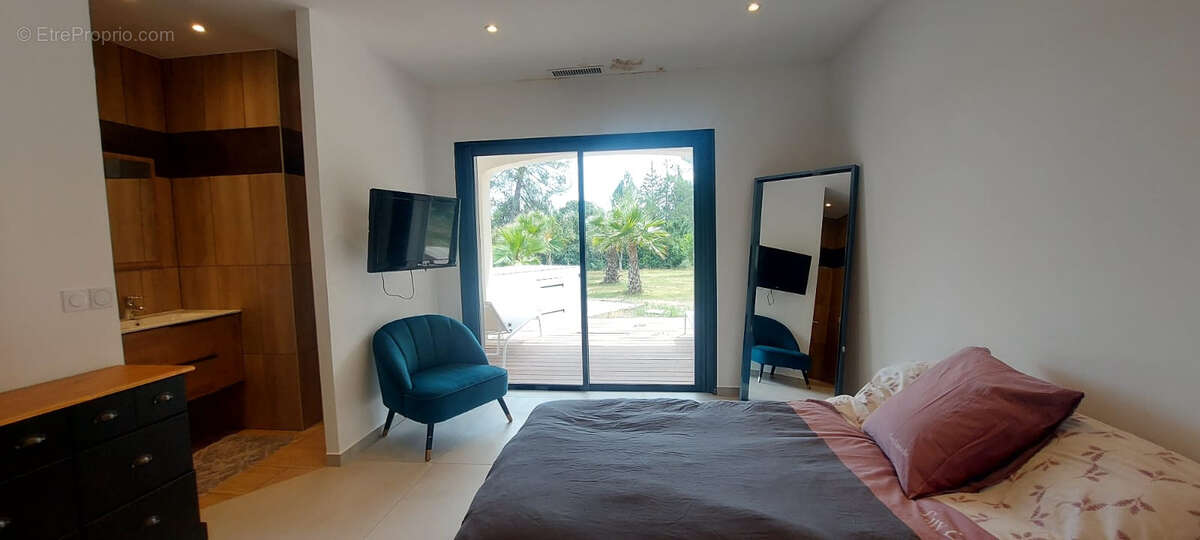 Maison à DRAGUIGNAN