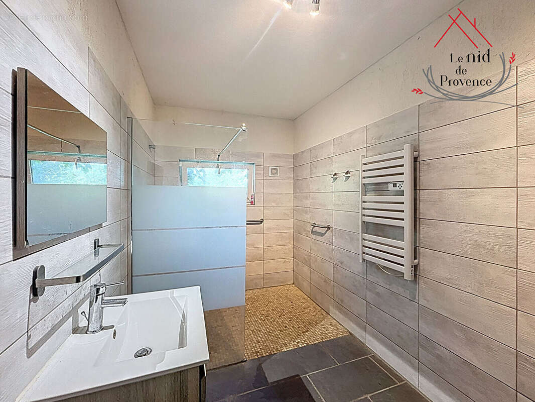 Maison à COLONZELLE