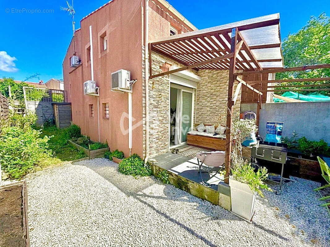 Maison à PRADES-LE-LEZ