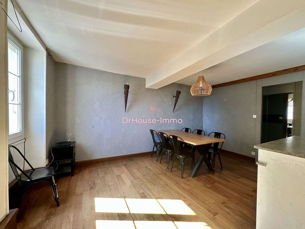 Appartement à ROMANS-SUR-ISERE