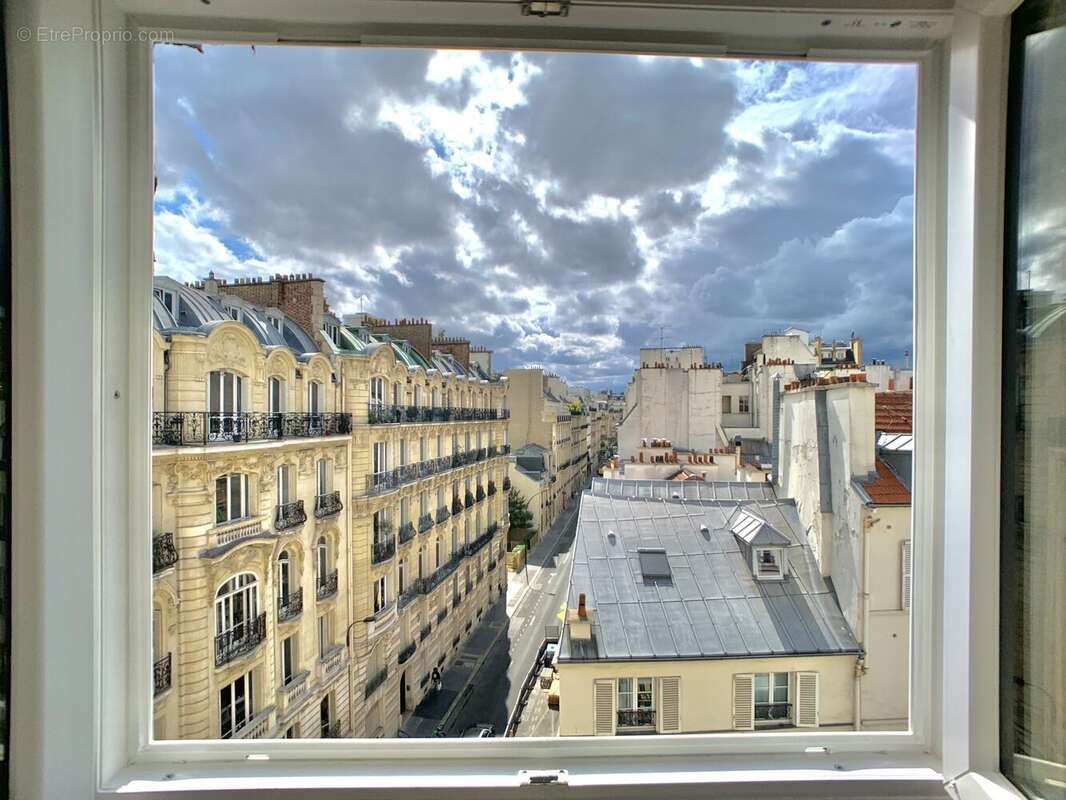 Appartement à PARIS-9E