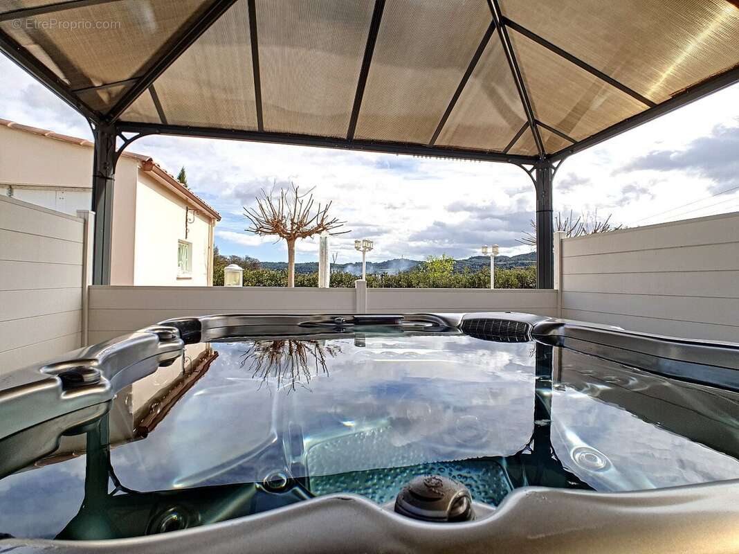 Maison à CESSENON-SUR-ORB