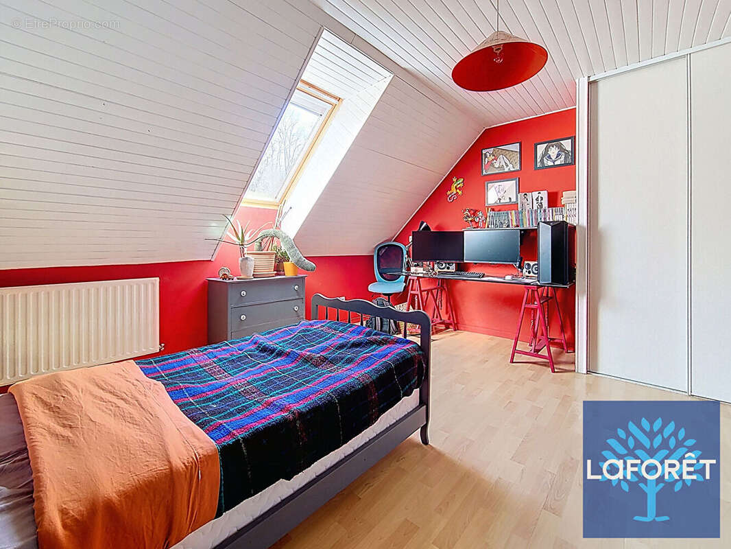 Maison à JANVILLE-SUR-JUINE