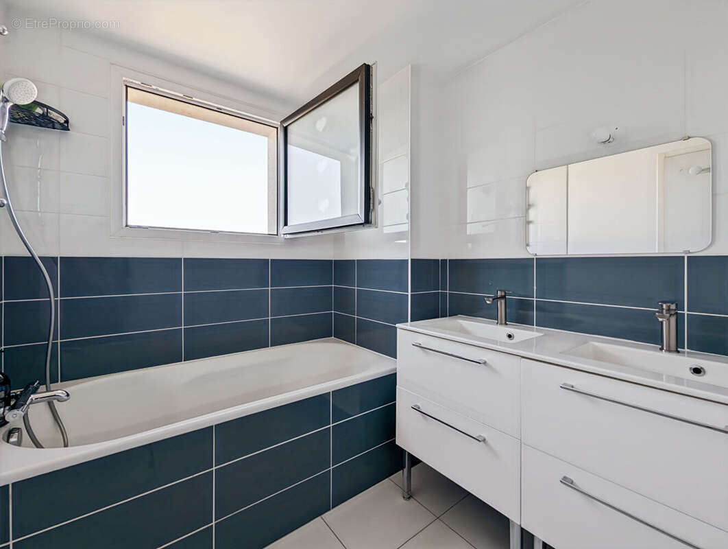A vendre  SAINT AUBIN D AUBIGNE  maison familiale 4 chambres - photo 15