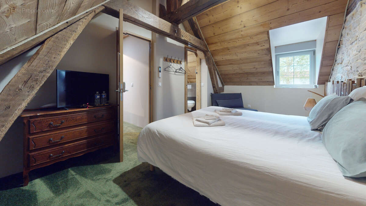 Commerce à ORCHAMPS