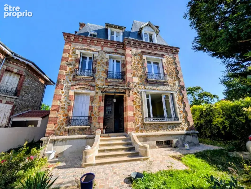Photo Maison à Saint-Leu-La-Foret au prix de 799 000€