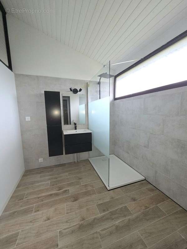 Maison à AULNOYE-AYMERIES