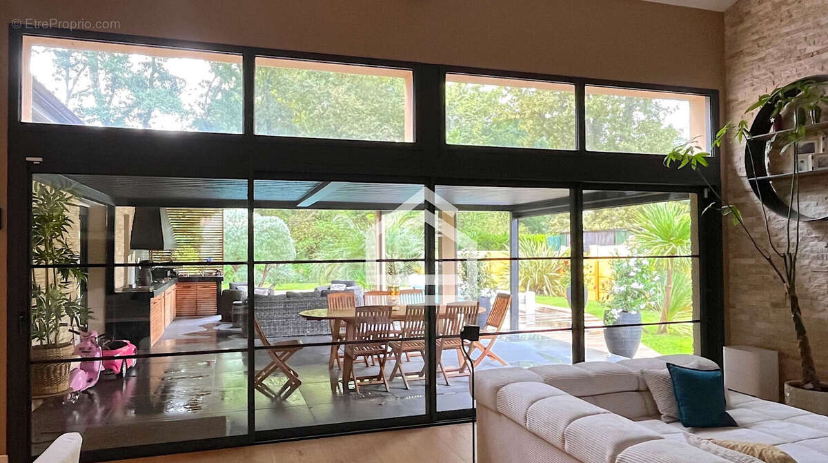 Maison à LE PIAN-MEDOC