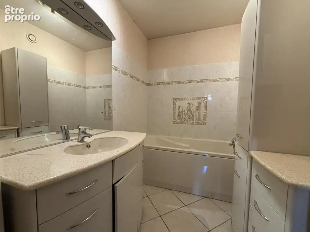 Appartement 5 pièces 93 m² à vendre à Montigny-Le-Bretonneux (78180) - photo 7