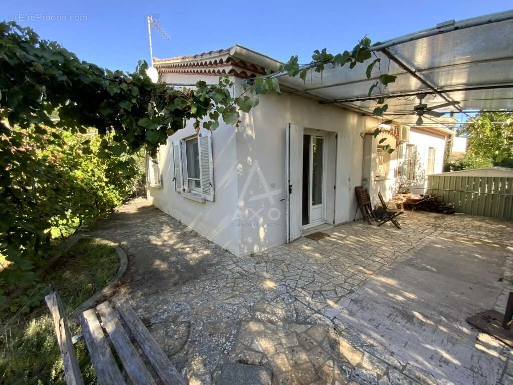 Maison à BOUILLARGUES