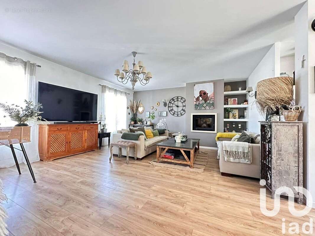 Photo 4 - Maison à PONTAULT-COMBAULT