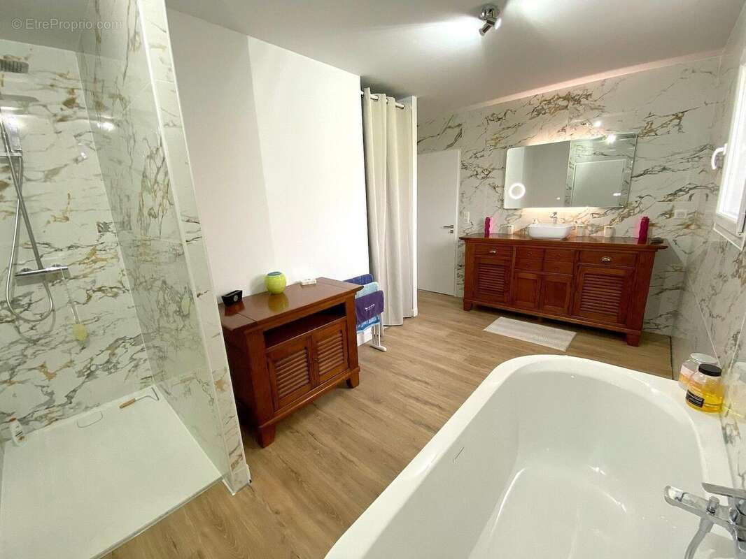 Photo 7 - Maison à BELLESERRE