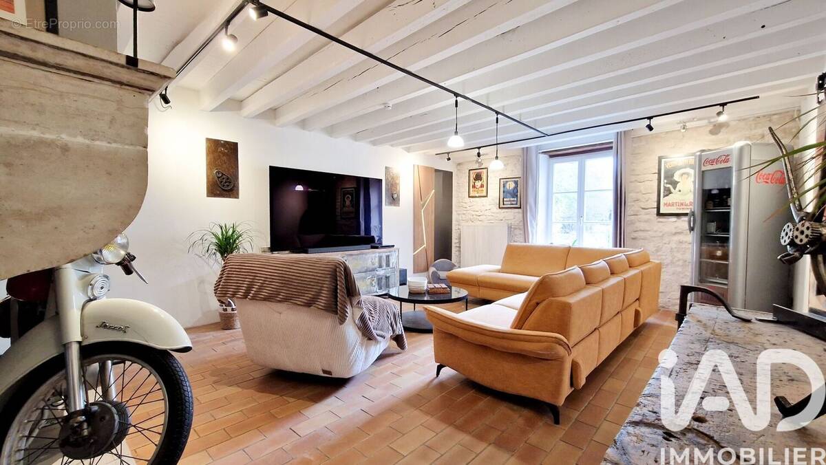 Photo 1 - Maison à LACHAUSSEE