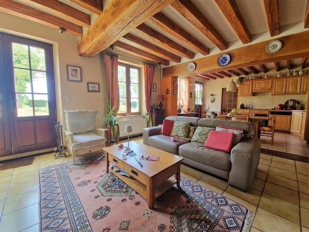 Maison à NONANCOURT