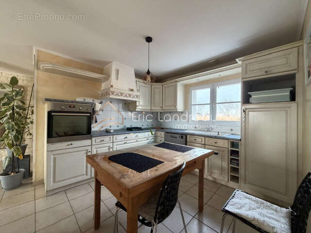 Maison à SAINTE-FOY