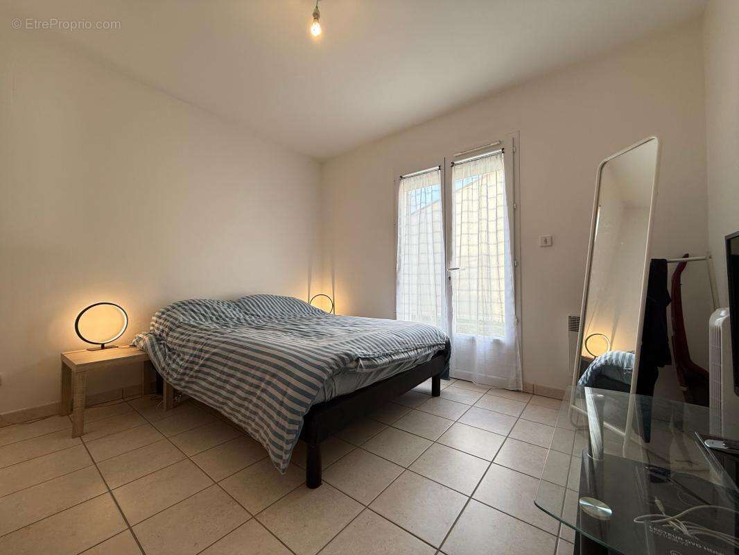 Maison à VAUX-SUR-MER