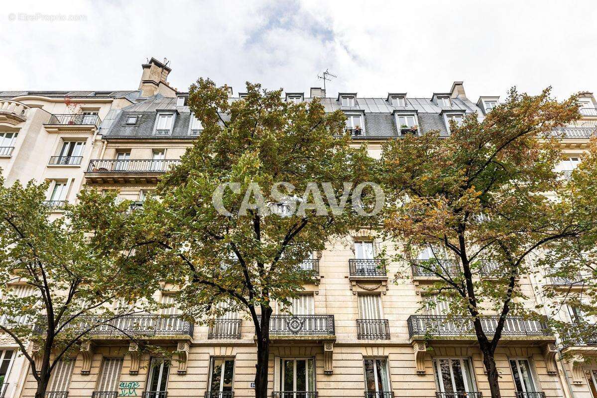 Appartement à PARIS-11E