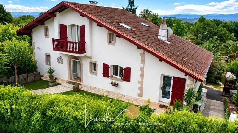 Maison à USTARITZ
